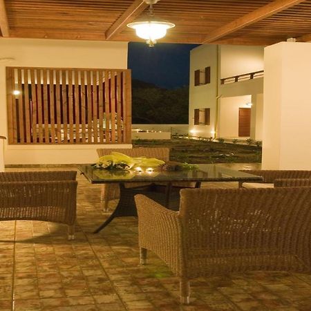 Syia Hotel Soúgia Luaran gambar