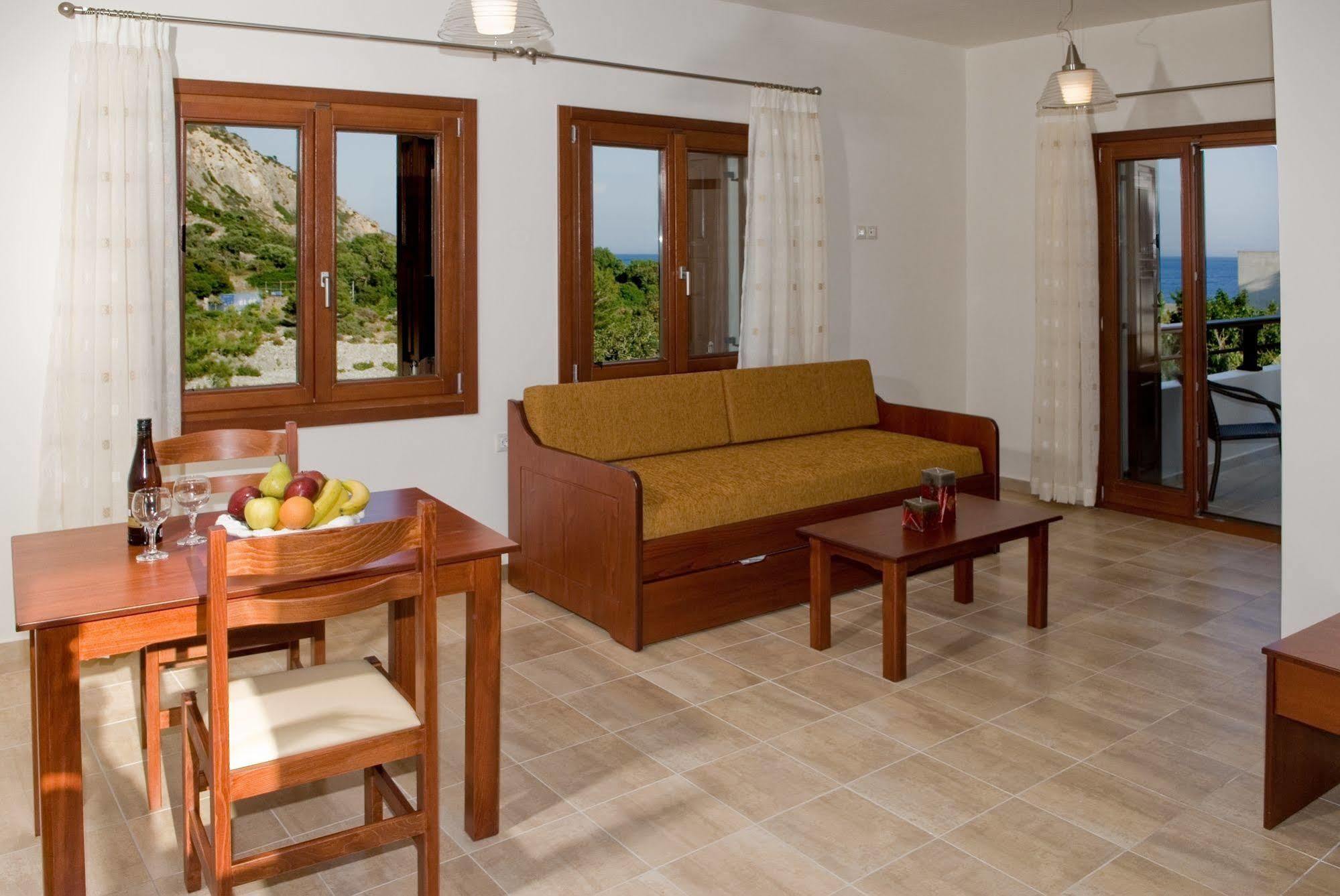 Syia Hotel Soúgia Luaran gambar