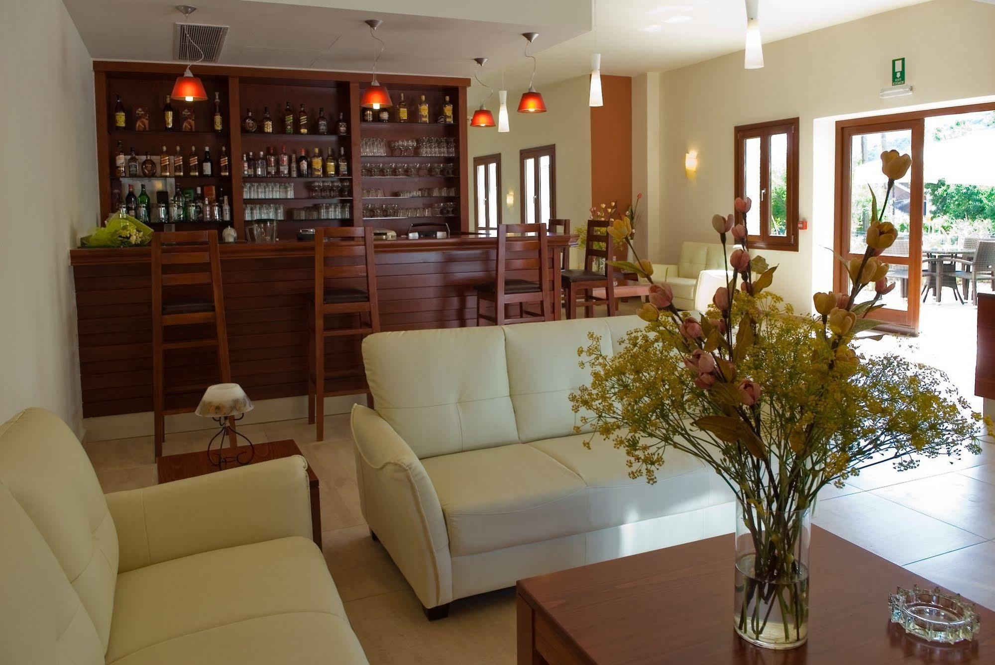 Syia Hotel Soúgia Luaran gambar